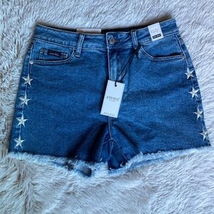 NWT Judy Blue Star Denim Shorts Size Medium